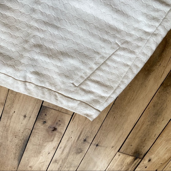 MARIO SERRANI White Embossed Skirt Pockets - Picture 2 of 4